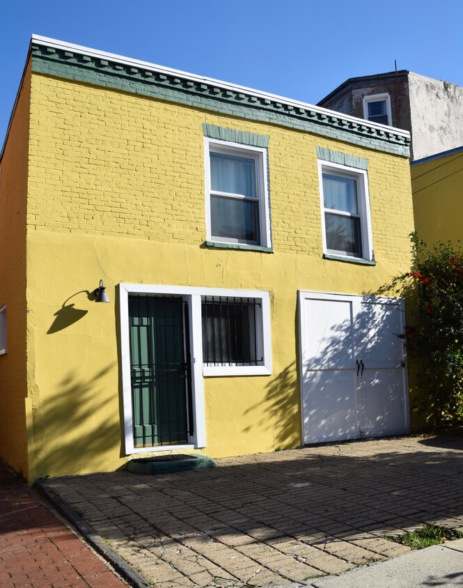 Outside - 945 O St NW