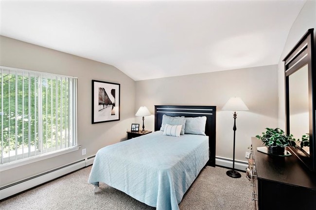 Eagle Pointe Apartments New London, CT