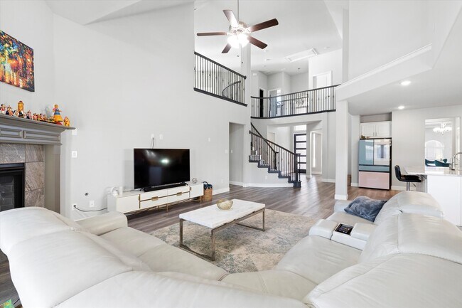 Foto del edificio - 1412 Summer Ln