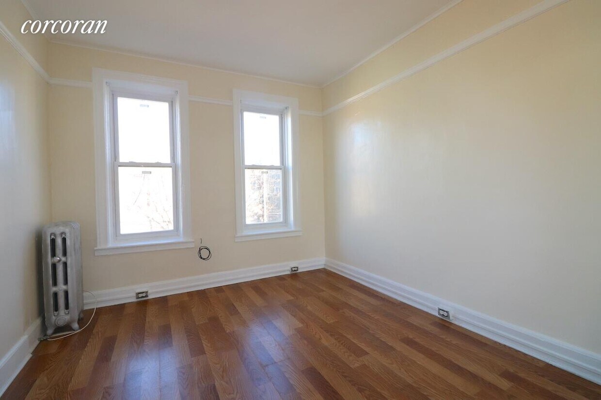 Foto principal - 915 Saratoga Ave