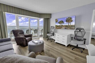 Building Photo - 2506 N Ocean Blvd