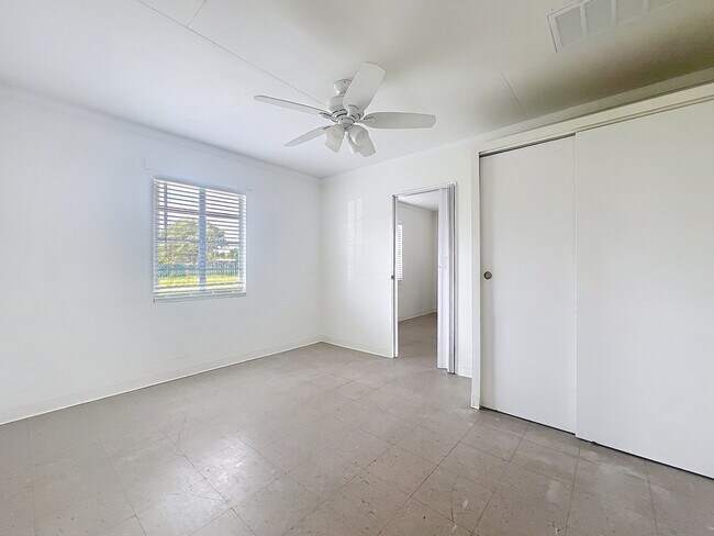 Foto del edificio - E. St