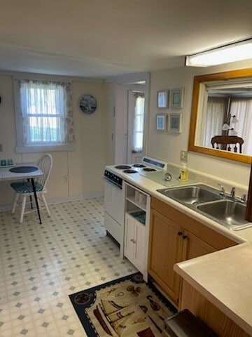 Building Photo - 274 Elk Creek Rd