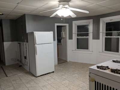 Building Photo - 20 Kosta St