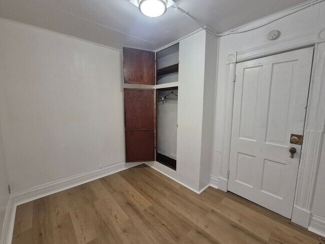 Foto del edificio - 427-431 E. Bijou St.