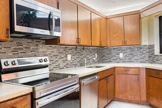 Building Photo - 5701 Camino Del Sol