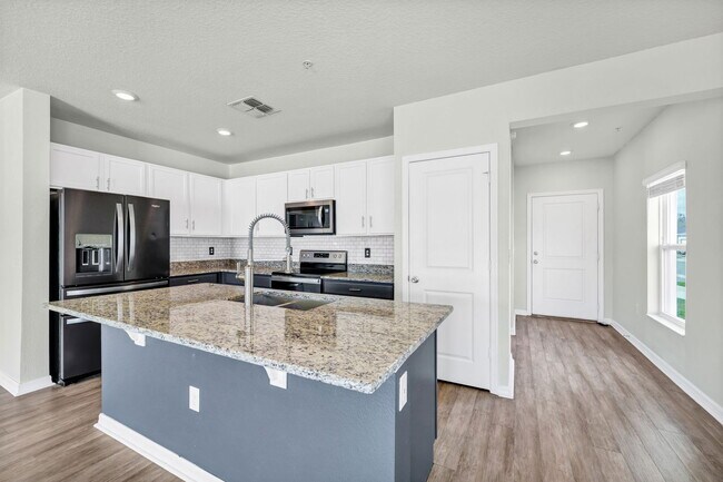 Foto del edificio - 2265 Carrabelle Wy