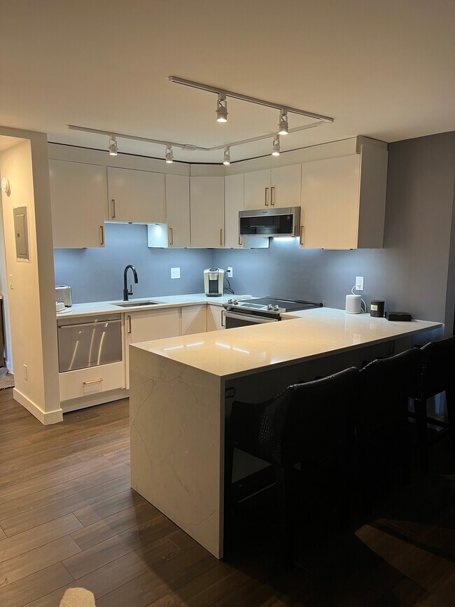 Kitchen - 2 Adams St Apartment