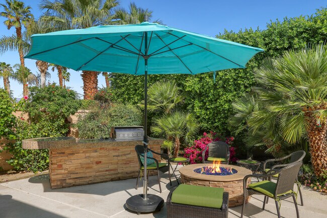 Building Photo - 4 Mesquite Ridge Ln