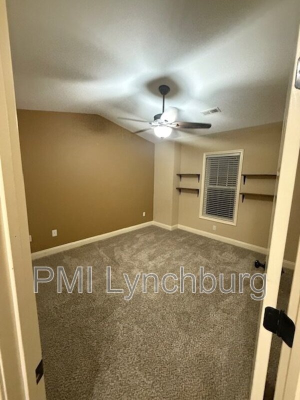 1040 Commonwealth Cir, Forest, VA 24551 Townhome Rentals in Forest VA