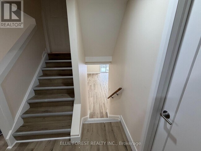 Photo du bâtiment - 370 Jonathan St