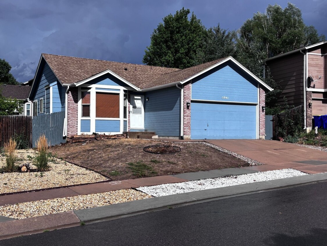 Photo - 5941 Corinth Dr.
