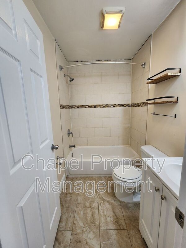 Foto del edificio - 3209 W Montgomery Ave