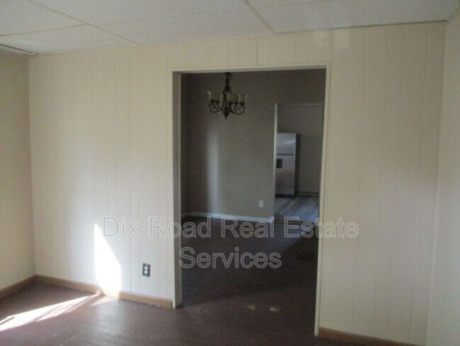 Building Photo - 1503 Smith Ave