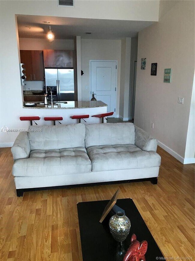 Building Photo - 1945 S Ocean Dr