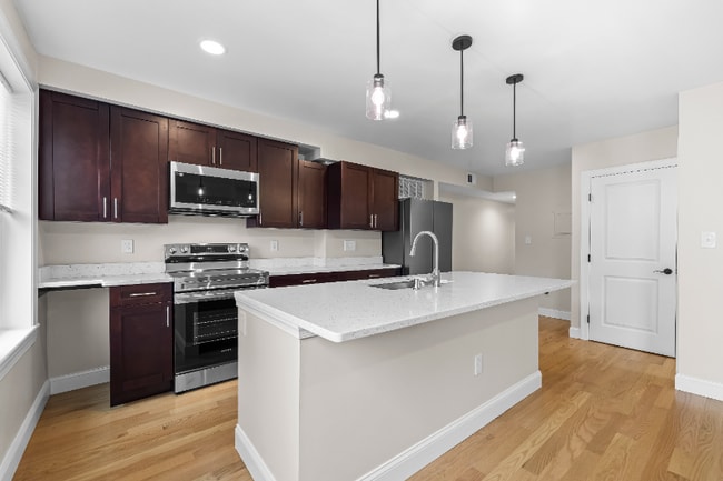 Photo - 1439 Haubert St Apartment