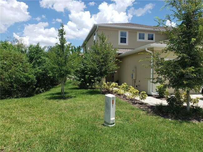 Foto del edificio - 2224 Lennox Dale Ln