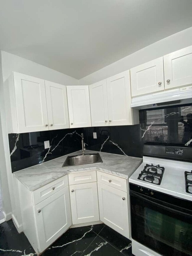 Photo - 26 Mulberry St (Yonkers, NY) Apartment