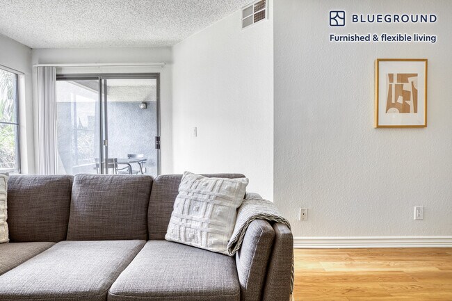 Foto del edificio - 224 W Dryden St