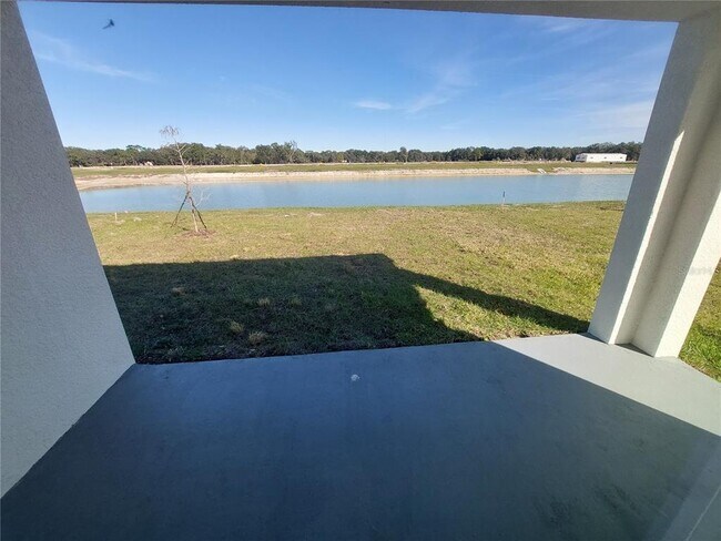 Foto del edificio - 35735 Sunflower Hl Dr