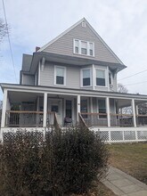 Building Photo - 62 Fruit Street Ext