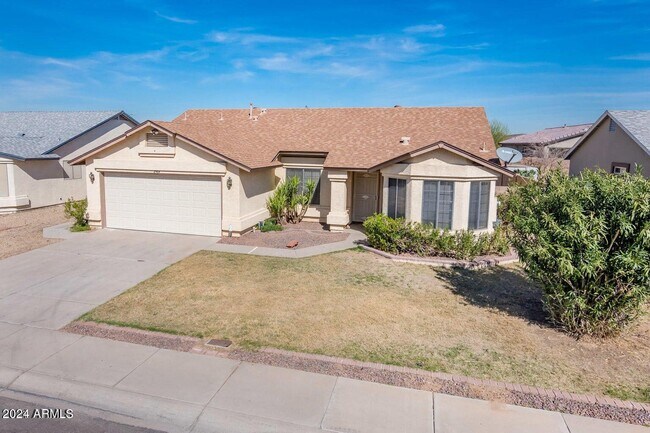 Building Photo - 8564 W Ocotillo Rd