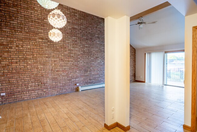Building Photo - 2230 W 14 Mile Rd