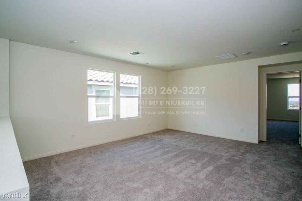 Building Photo - 5 br, 3.5 bath House - 5596 Hill Spire St -