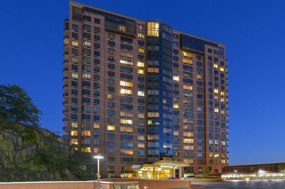 97 Rd Unit 1, Edgewater, NJ 07020 Apartment for Rent in