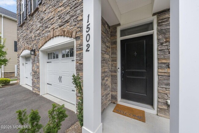 Foto del edificio - 1502 Arose Ln