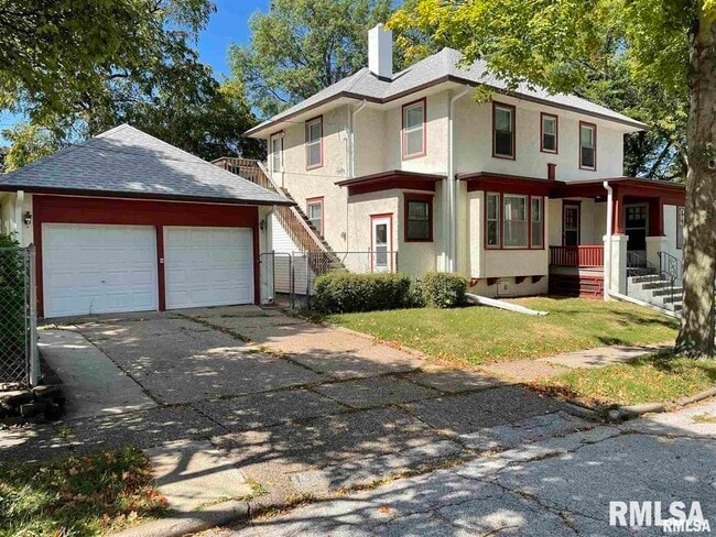 Building Photo - 221 E Dover Ct