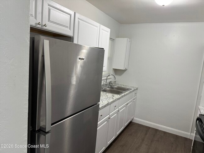 Foto del edificio - 204 W Alma Dr