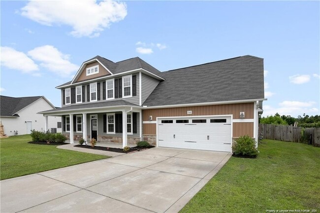 Building Photo - 1048 Ronald Reagan Drive