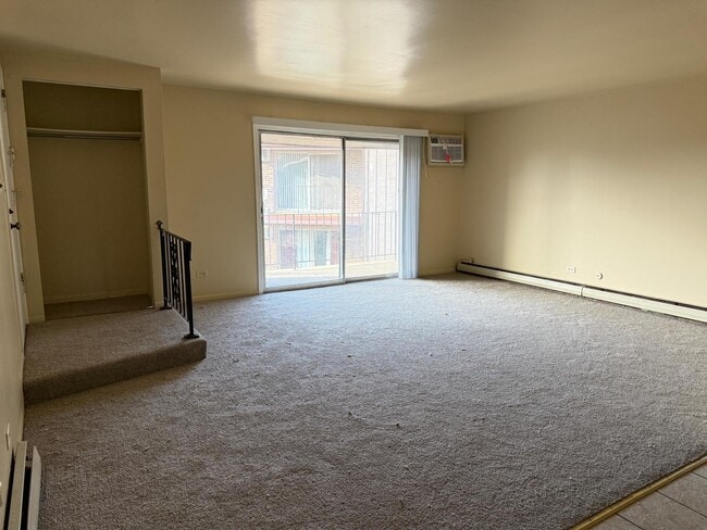 Building Photo - 8108 Waterbury Ct