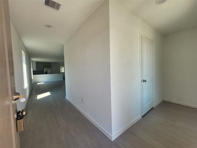 Building Photo - 14813 N Ascot Bnd Cir