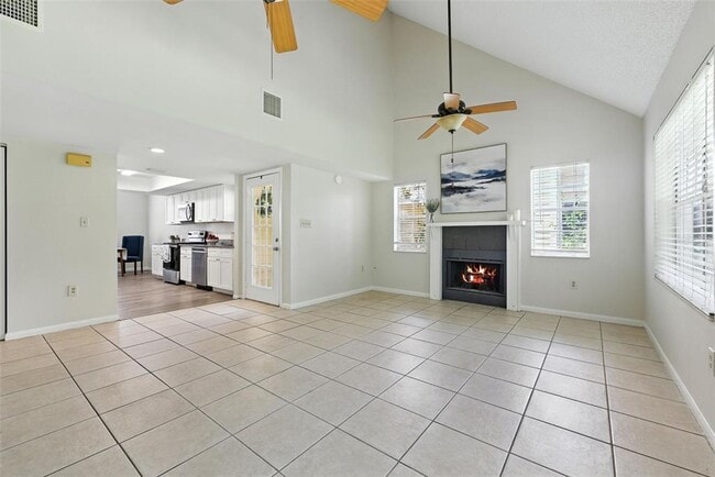 Building Photo - 3614 Pine Knot Dr