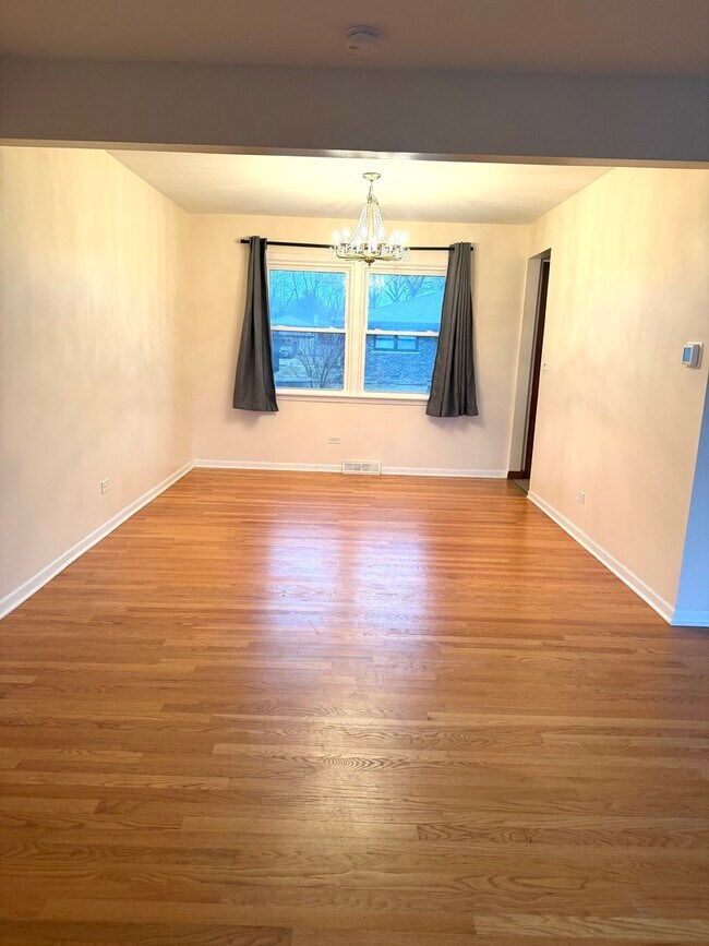 Foto del edificio - 1814 Holly Ave