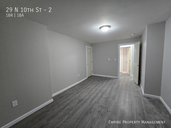 Foto del edificio - 1-Bedroom/ 1-Bathroom Apartment at Allentown!