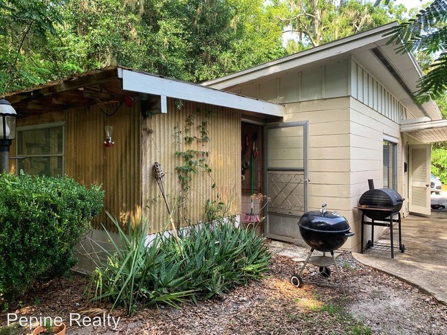 Building Photo - 3 br, 2 bath House - 208 NW 34th Terrace