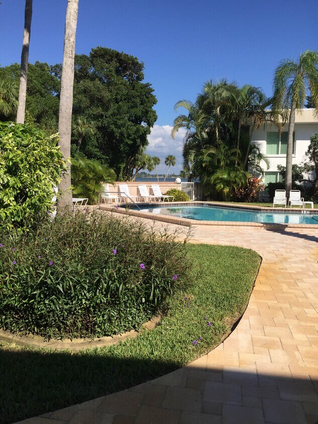 5055 N Beach Rd Unit 111, Englewood, FL 34223 Condo for Rent in