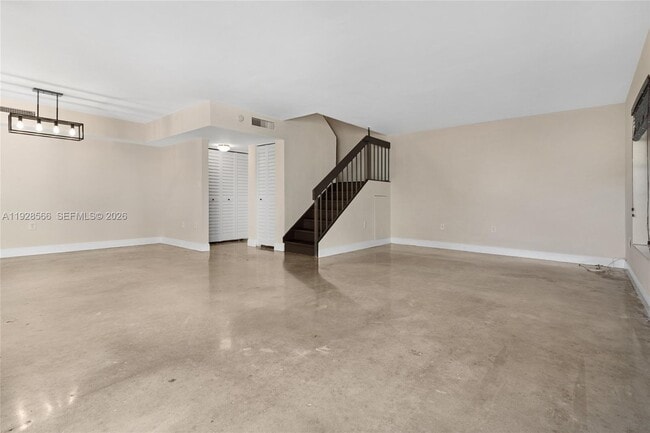 Building Photo - 4714 SW 67th Ave