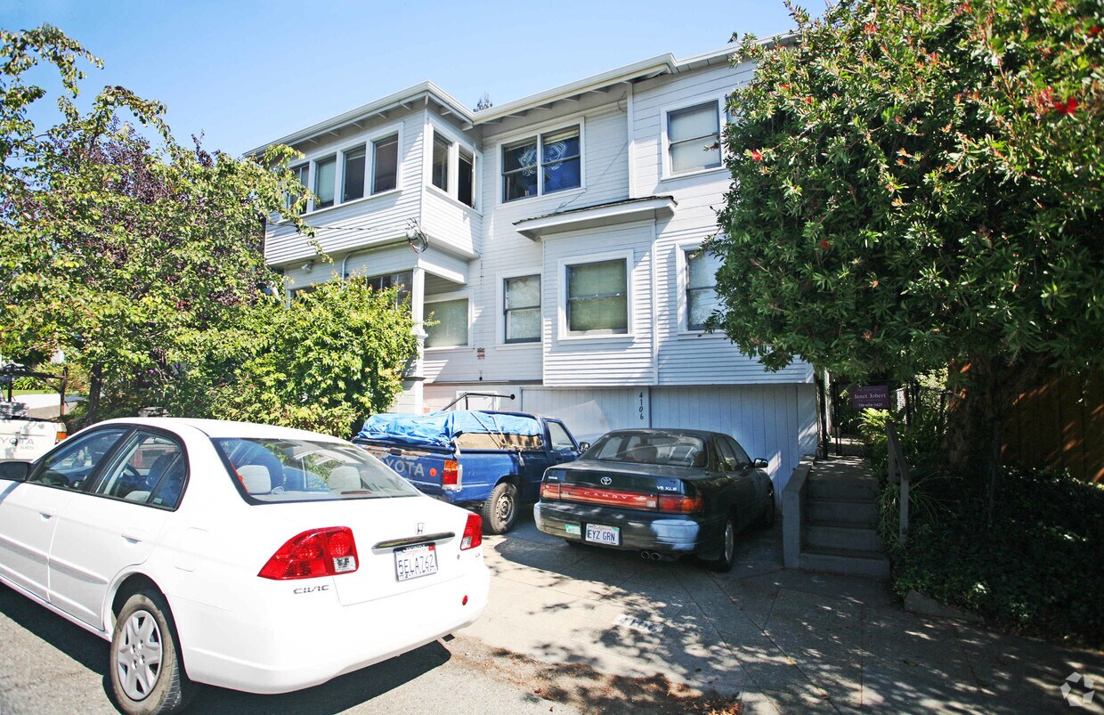Building Photo - 4106 Terrace St