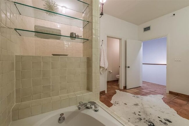 Foto del edificio - 1025 Shepherd-ID551.8