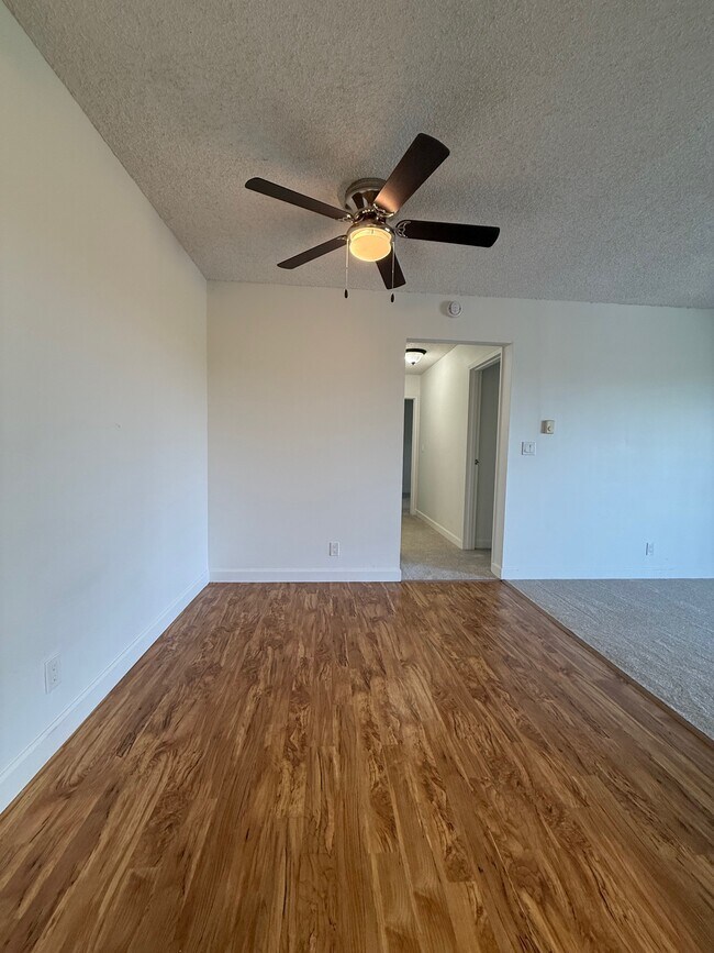 Building Photo - 445 Ignacio Blvd