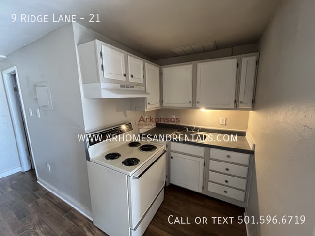 Foto del edificio - 9 Ridge Ln