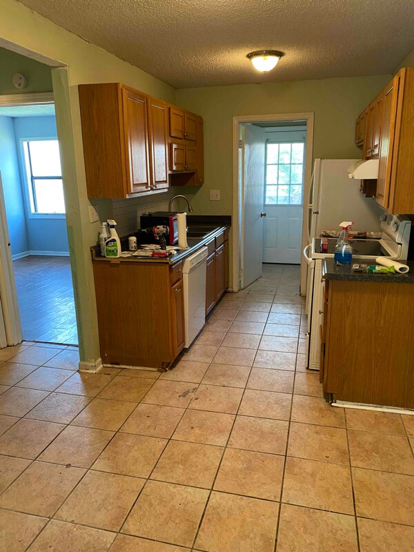 Foto principal - 755 Burcale Rd