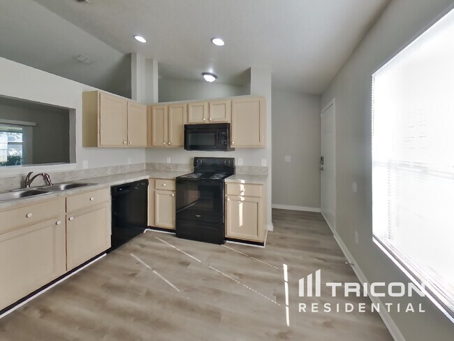 Foto del edificio - 1598 Marble Lake Dr