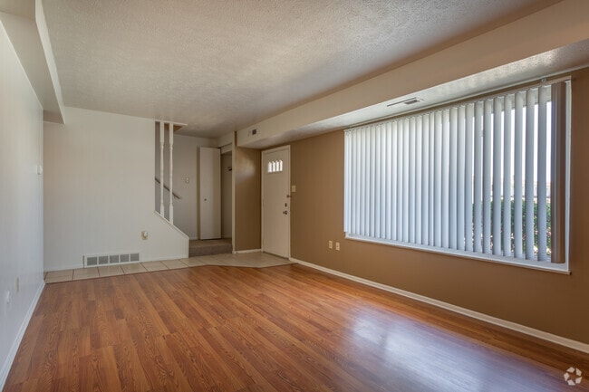 2BD 1.5BA 980 sq. ft. - Huntington Hills Townhomes