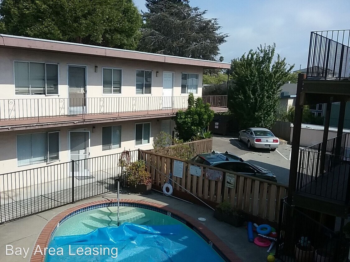 Foto principal - 1 br, 1 bath Apartment - 1654 Dwight Way