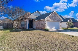 Building Photo - 610 Whitefield Ln